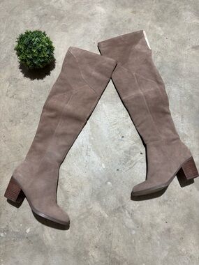 Sole Society Catalina Over the Knee Boots Size 7.5 Cow Suede Leather Beige Heels
